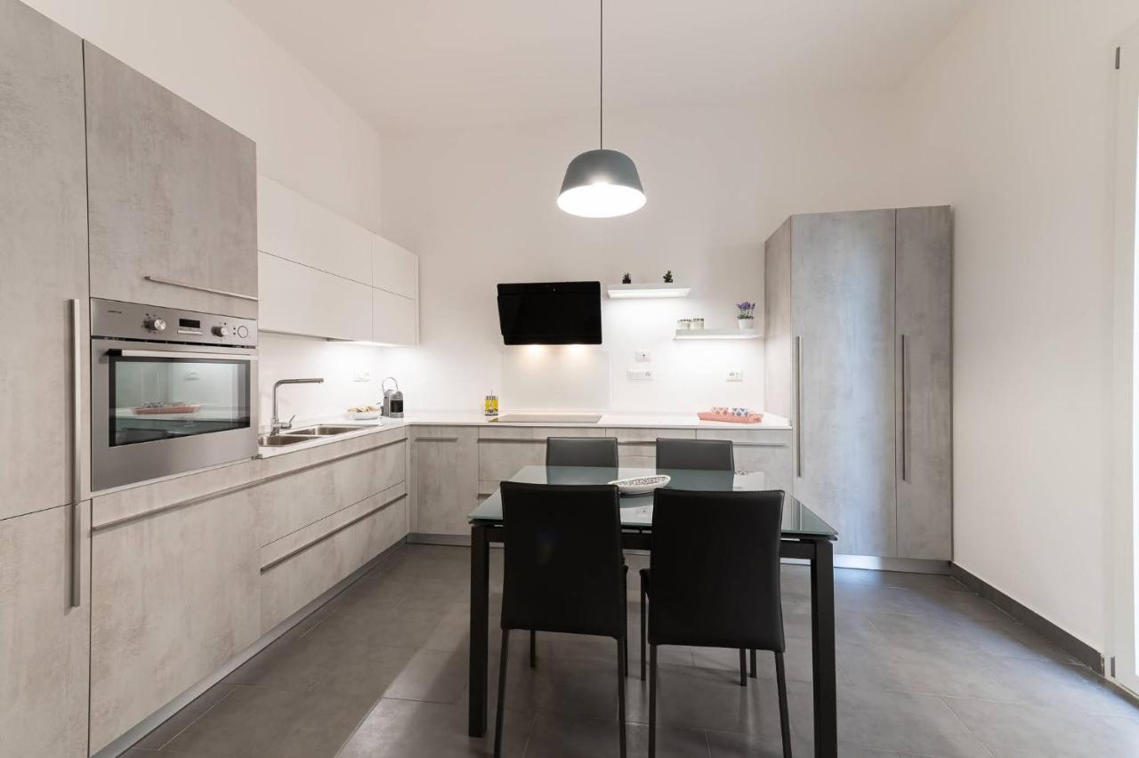 Casa di Dada - statua Apartment Palermo Bagian luar foto